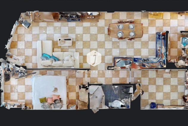 Z drugiej ręki - Mieszkanie w bloku -
Torrevieja - Puerto Deportivo Marina Salinas