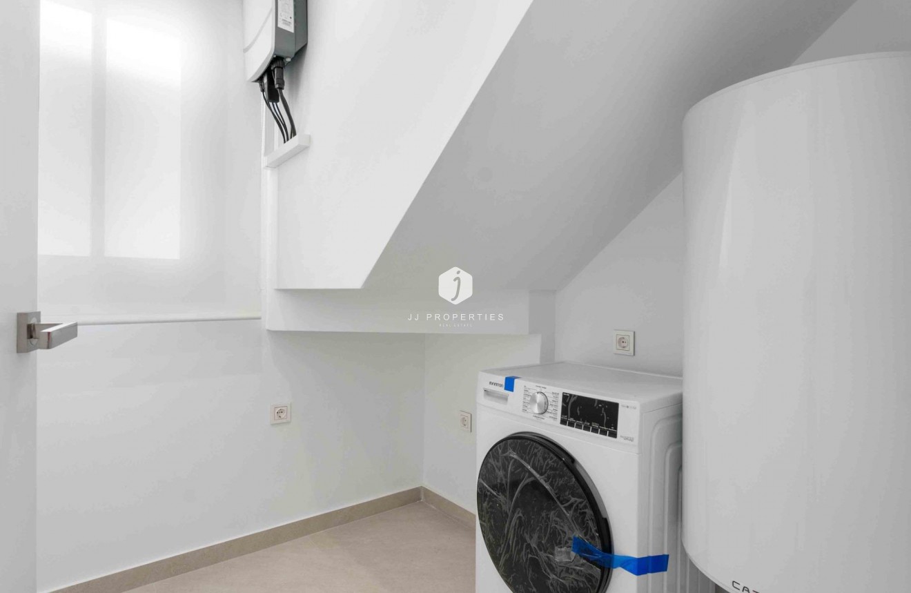 Nowy budynek - Villa -
Rojales - Benimar