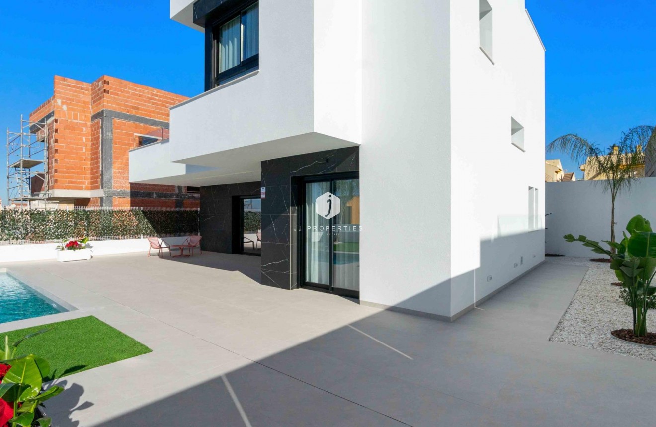 Nowy budynek - Villa -
Rojales - Benimar