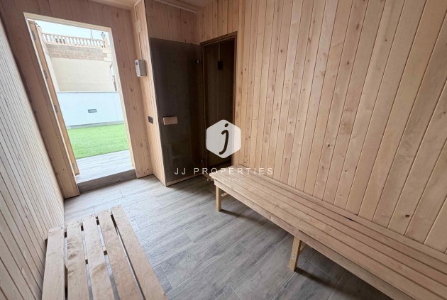 Z drugiej ręki - Mieszkanie w bloku -
Torrevieja - Costa Blanca