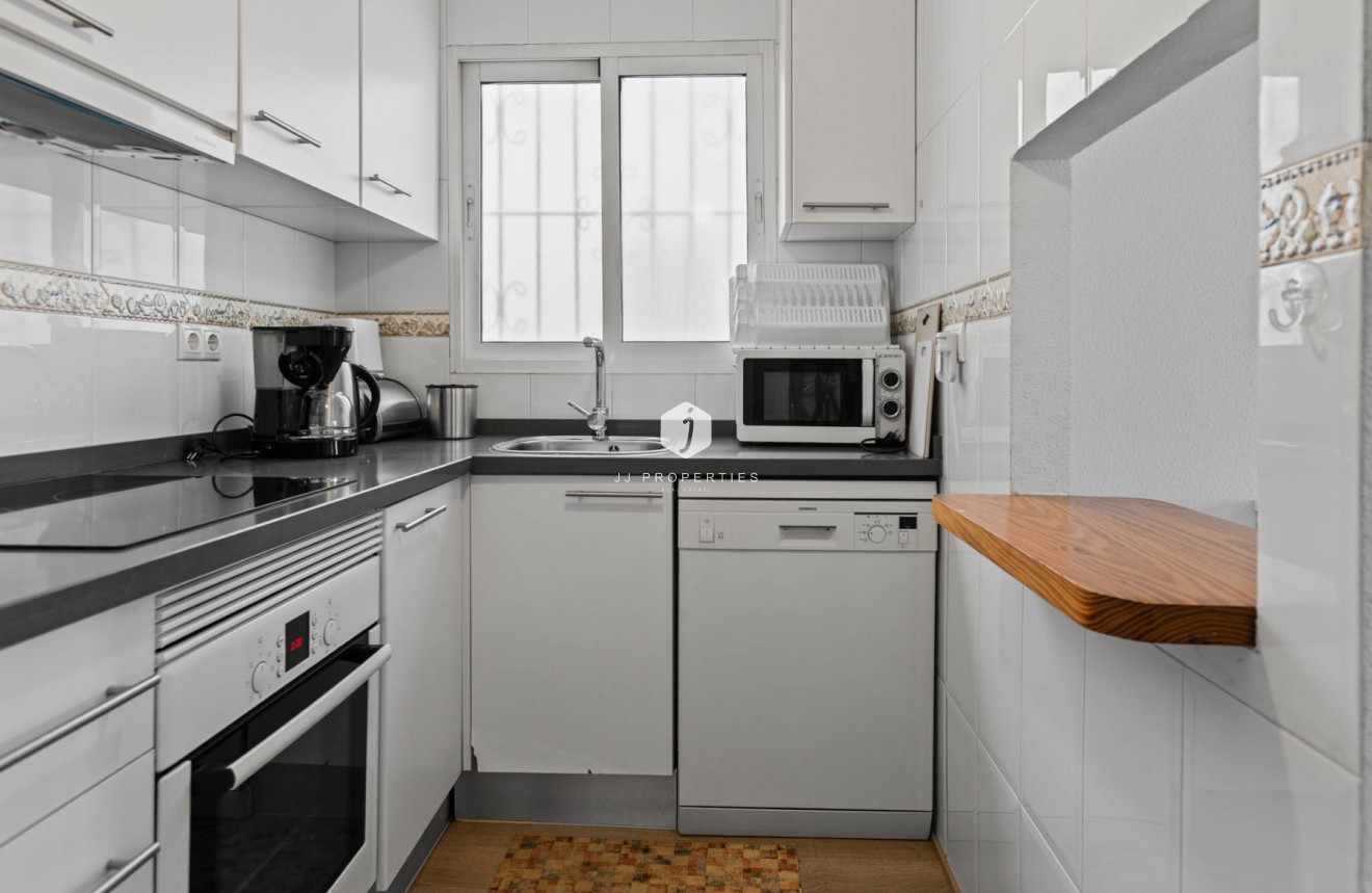 Z drugiej ręki - Mieszkanie w bloku -
Torrevieja - Costa Blanca