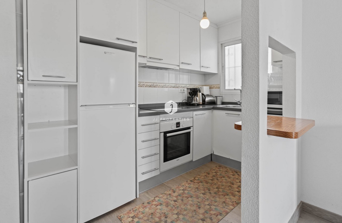 Z drugiej ręki - Mieszkanie w bloku -
Torrevieja - Costa Blanca