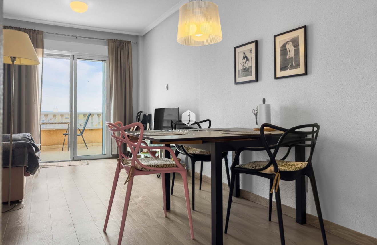 Z drugiej ręki - Mieszkanie w bloku -
Torrevieja - Costa Blanca