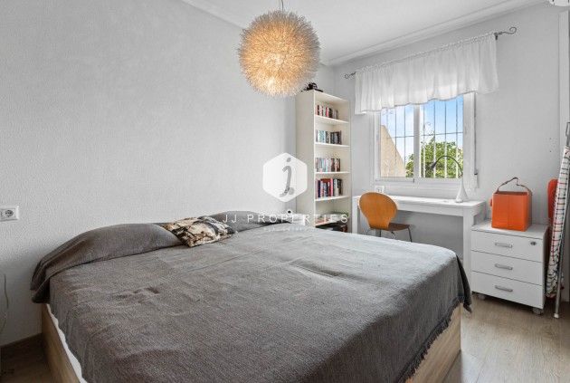 Z drugiej ręki - Mieszkanie w bloku -
Torrevieja - Costa Blanca