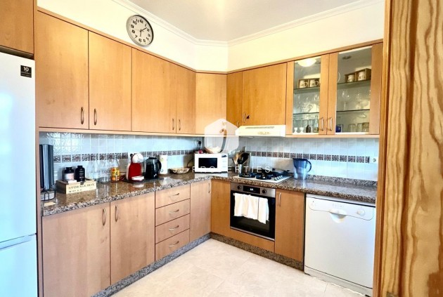 Z drugiej ręki - Villa -
Bigastro - Comunidad Valenciana