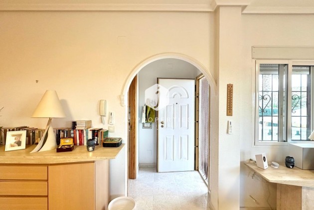 Z drugiej ręki - Villa -
Bigastro - Comunidad Valenciana