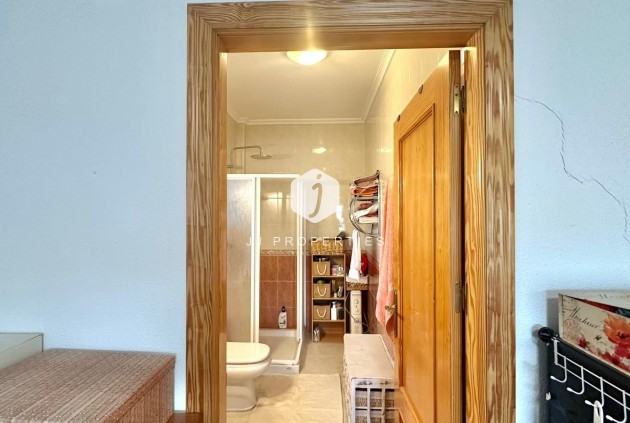 Z drugiej ręki - Villa -
Bigastro - Comunidad Valenciana