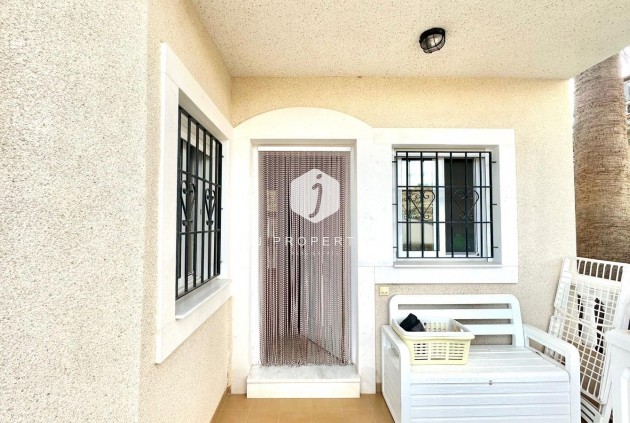 Z drugiej ręki - Villa -
Bigastro - Comunidad Valenciana