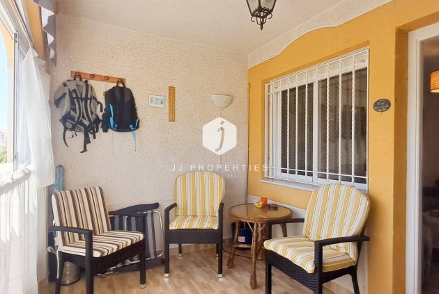 Z drugiej ręki - Mieszkanie w bloku -
Torrevieja - Parque Acuático - Sector 25