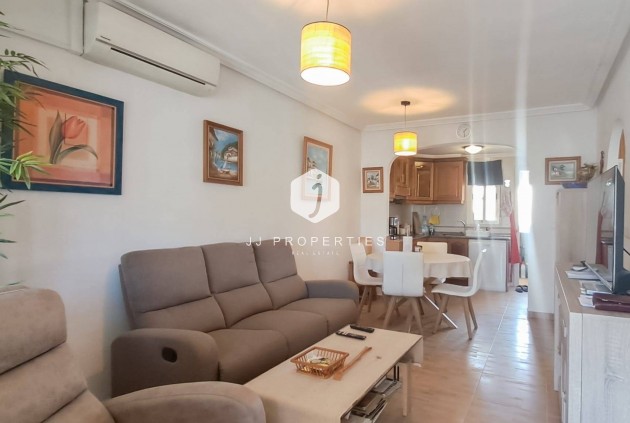 Z drugiej ręki - Mieszkanie w bloku -
Torrevieja - Parque Acuático - Sector 25