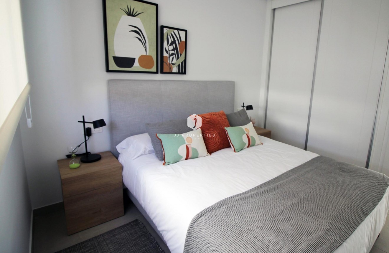 Nowy budynek - Szalet -
Pilar de la Horadada - El Pilar de la Horadada