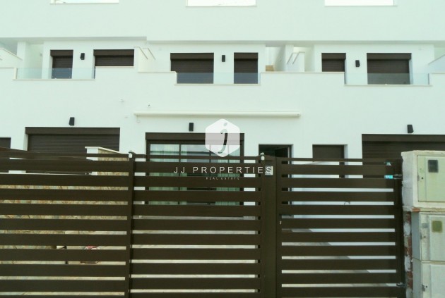 Nowy budynek - Szalet -
Pilar de la Horadada - El Pilar de la Horadada