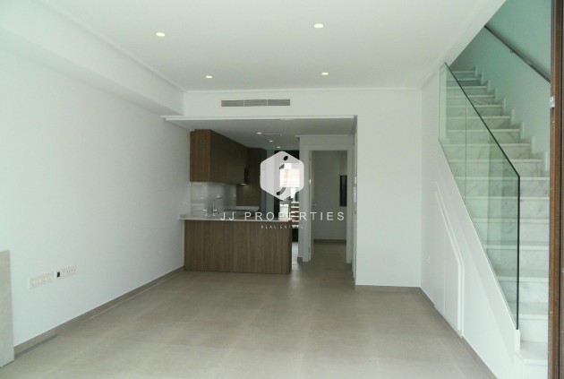 Nowy budynek - Szalet -
Pilar de la Horadada - El Pilar de la Horadada