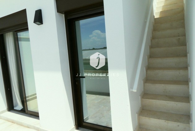 Nowy budynek - Szalet -
Pilar de la Horadada - El Pilar de la Horadada