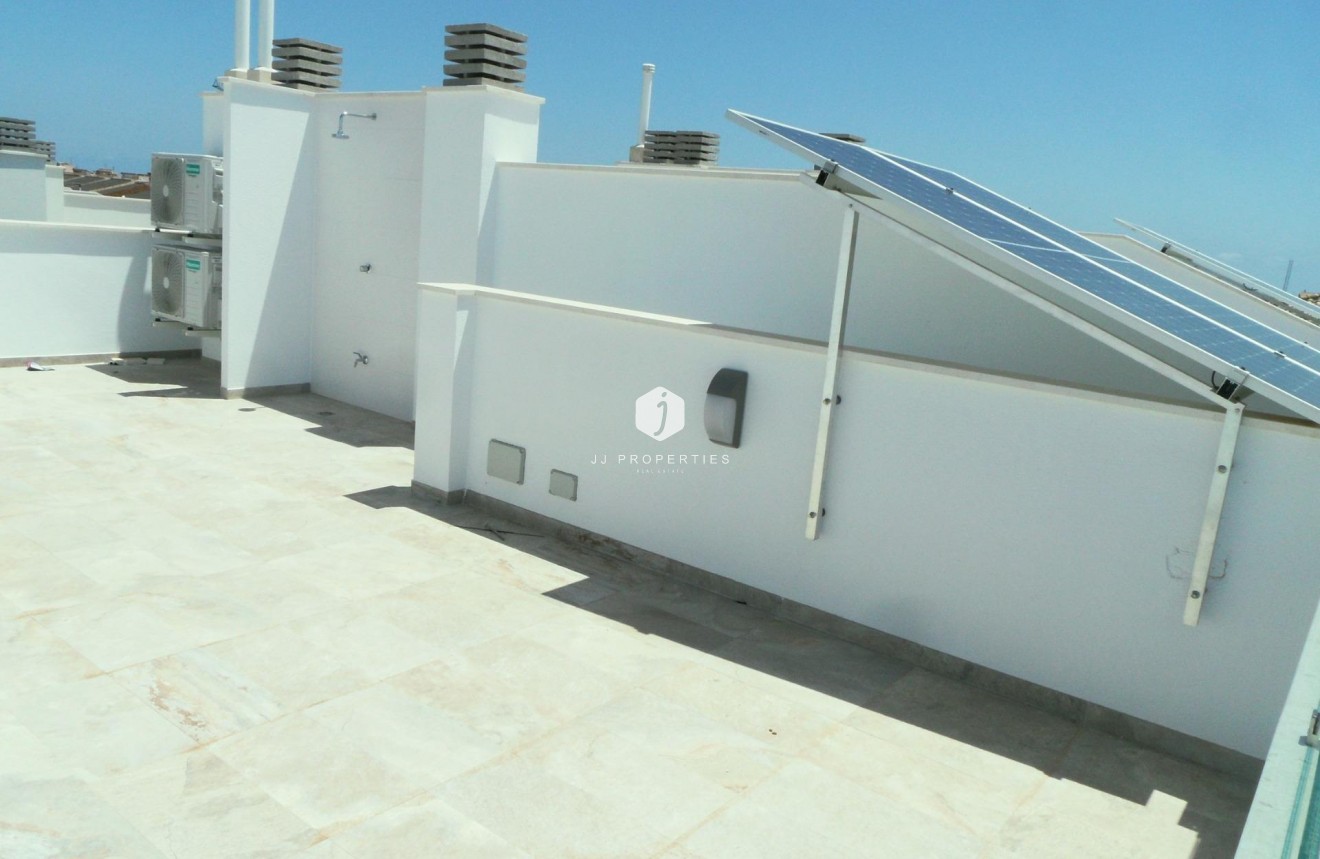 Nowy budynek - Szalet -
Pilar de la Horadada - El Pilar de la Horadada