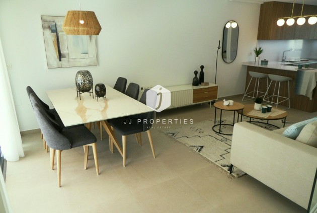 Nowy budynek - Szalet -
Pilar de la Horadada - El Pilar de la Horadada