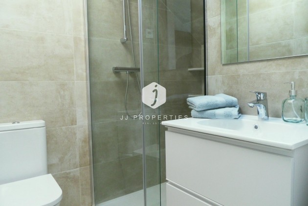 Nowy budynek - Szalet -
Pilar de la Horadada - El Pilar de la Horadada