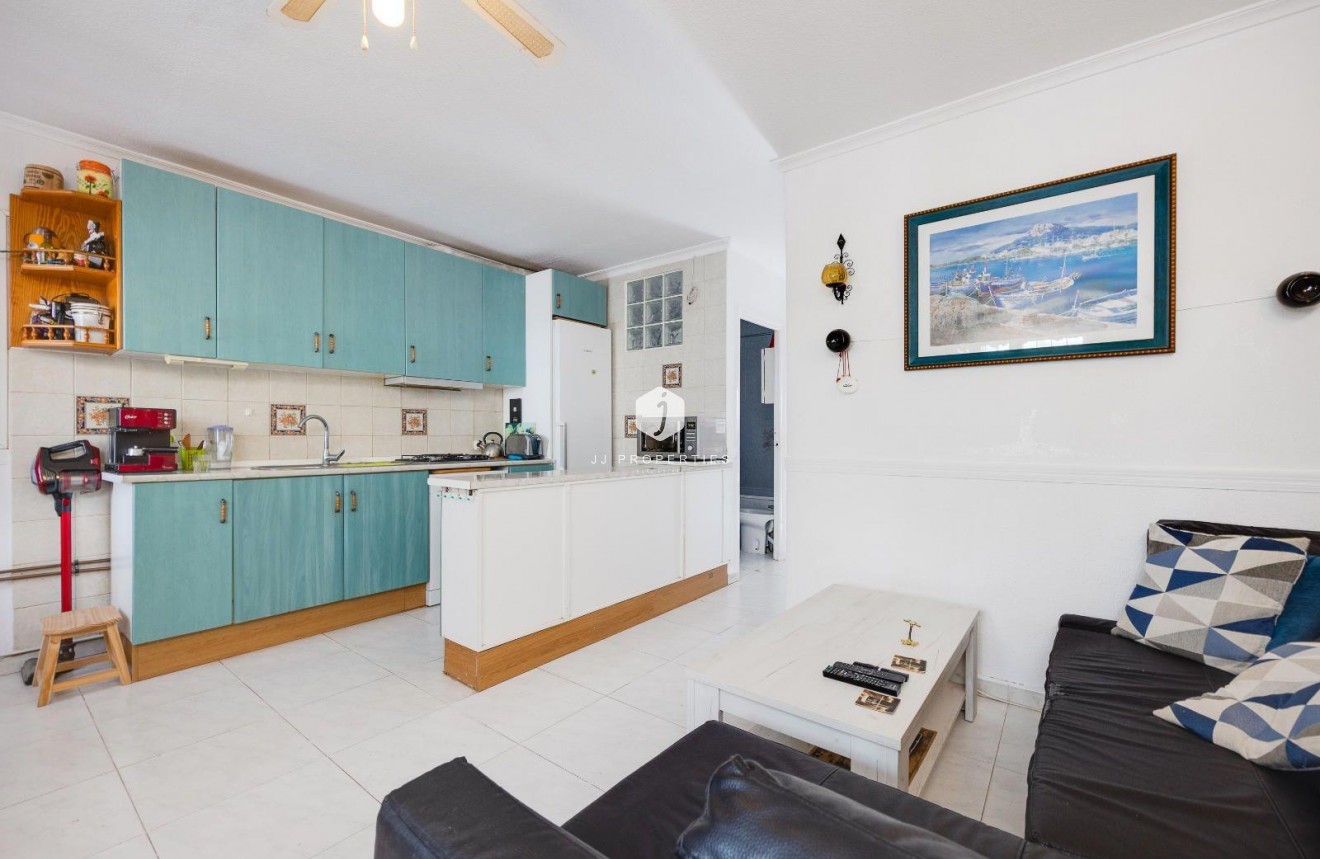 Z drugiej ręki - Villa -
Torrevieja - Calas blanca