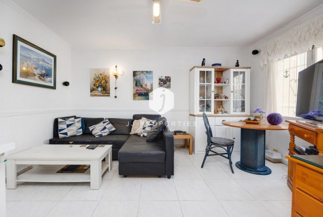 Z drugiej ręki - Villa -
Torrevieja - Calas blanca