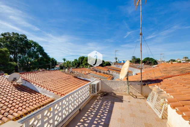 Z drugiej ręki - Villa -
Torrevieja - Calas blanca