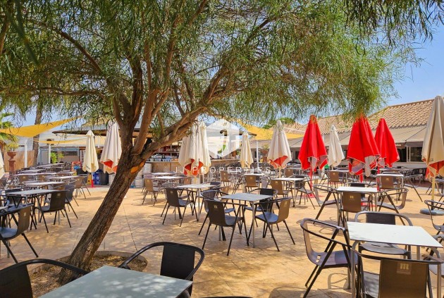 Z drugiej ręki - Villa -
Torrevieja - Calas blanca