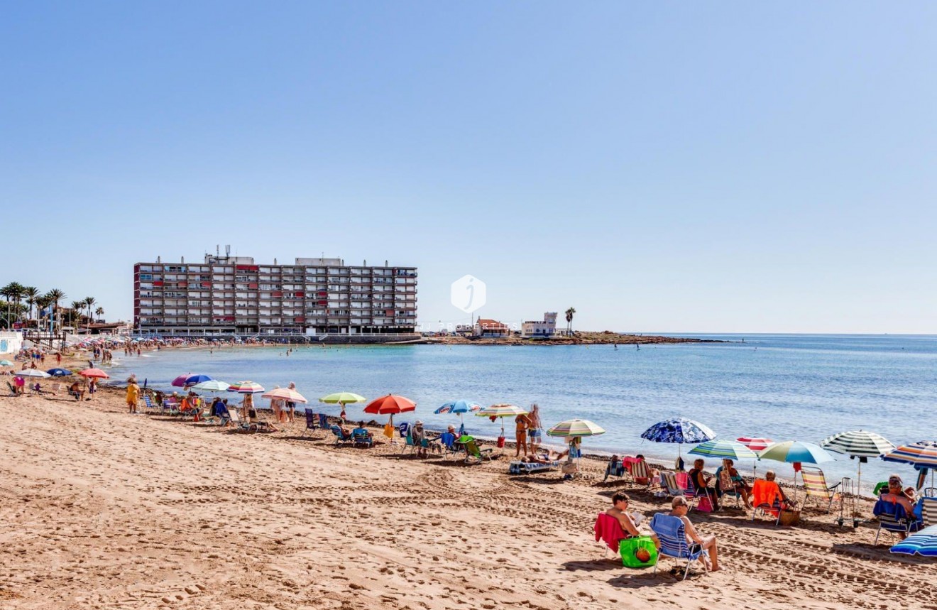Z drugiej ręki - Villa -
Torrevieja - Calas blanca