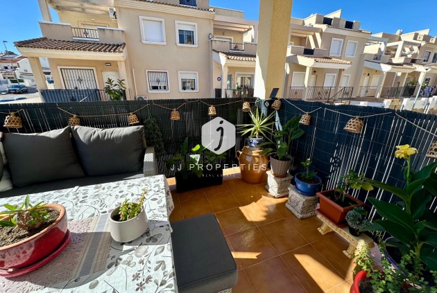 Z drugiej ręki - Szalet -
San Miguel de Salinas - Residencial Los Flamencos