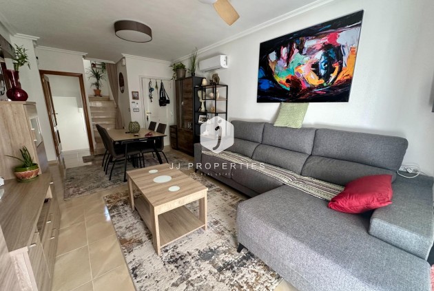 Z drugiej ręki - Szalet -
San Miguel de Salinas - Residencial Los Flamencos