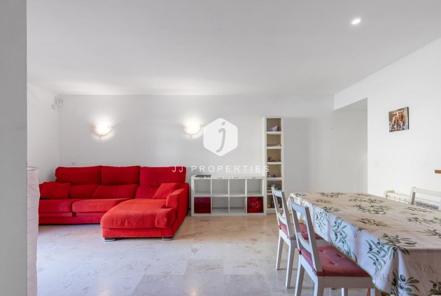 Z drugiej ręki - Mieszkanie w bloku -
Torrevieja - Punta prima