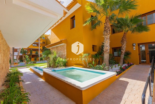 Z drugiej ręki - Mieszkanie w bloku -
Torrevieja - Punta prima