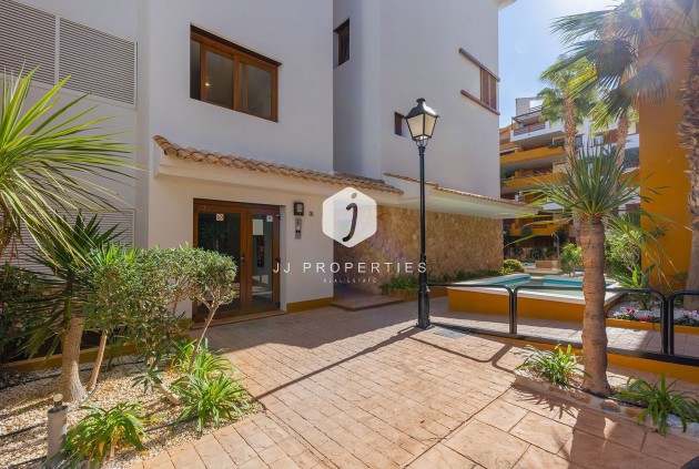 Z drugiej ręki - Mieszkanie w bloku -
Torrevieja - Punta prima