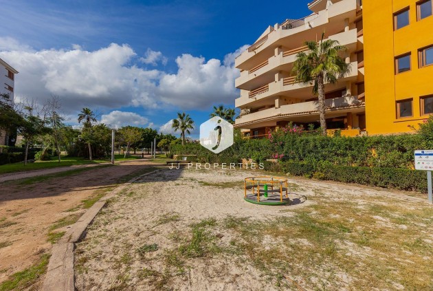 Z drugiej ręki - Mieszkanie w bloku -
Torrevieja - Punta prima