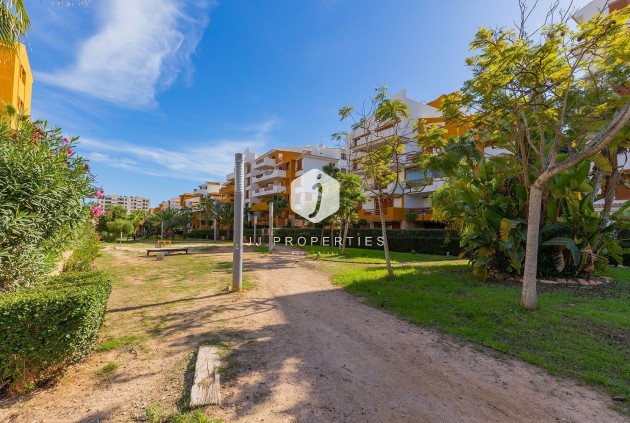 Z drugiej ręki - Mieszkanie w bloku -
Torrevieja - Punta prima