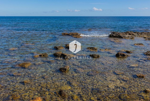 Z drugiej ręki - Mieszkanie w bloku -
Torrevieja - Punta prima
