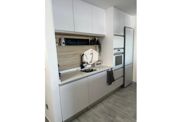 Z drugiej ręki - Villa -
Daya Vieja - Costa Blanca