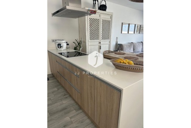 Z drugiej ręki - Villa -
Daya Vieja - Costa Blanca