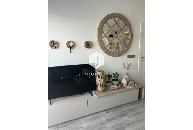 Z drugiej ręki - Villa -
Daya Vieja - Costa Blanca