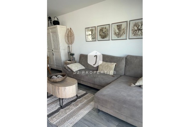 Z drugiej ręki - Villa -
Daya Vieja - Costa Blanca