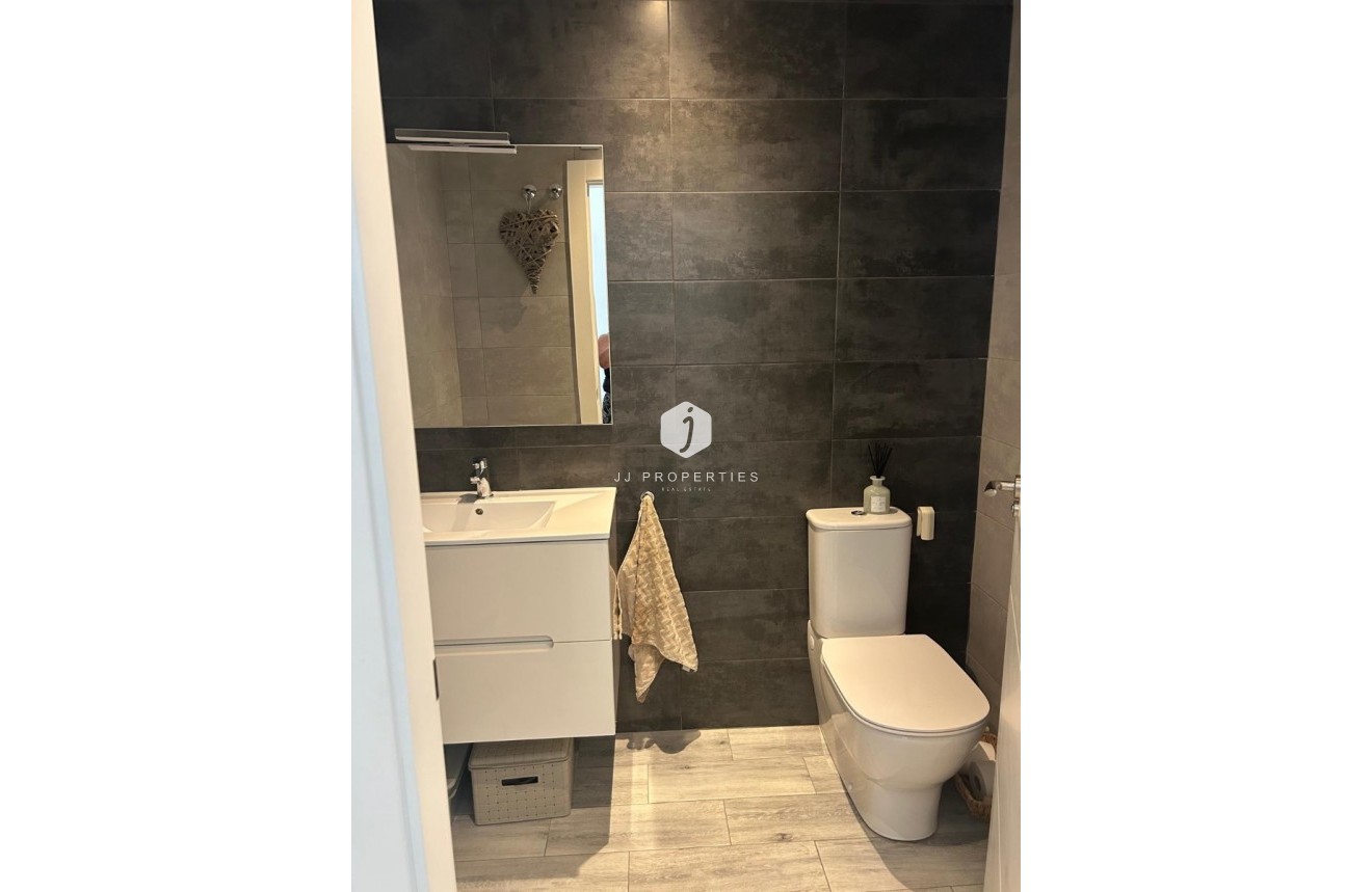 Z drugiej ręki - Villa -
Daya Vieja - Costa Blanca