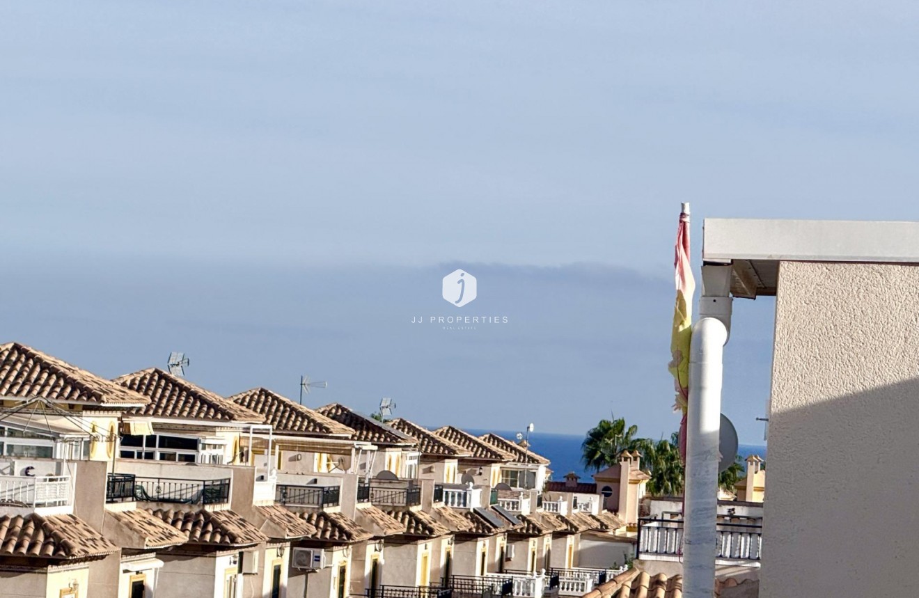 Z drugiej ręki - Szalet -
Orihuela Costa - Playa Flamenca