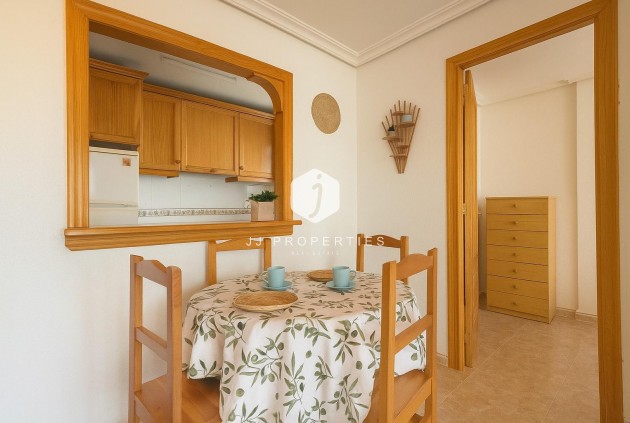 Z drugiej ręki - Daszek -
Torrevieja - Playa de los Locos