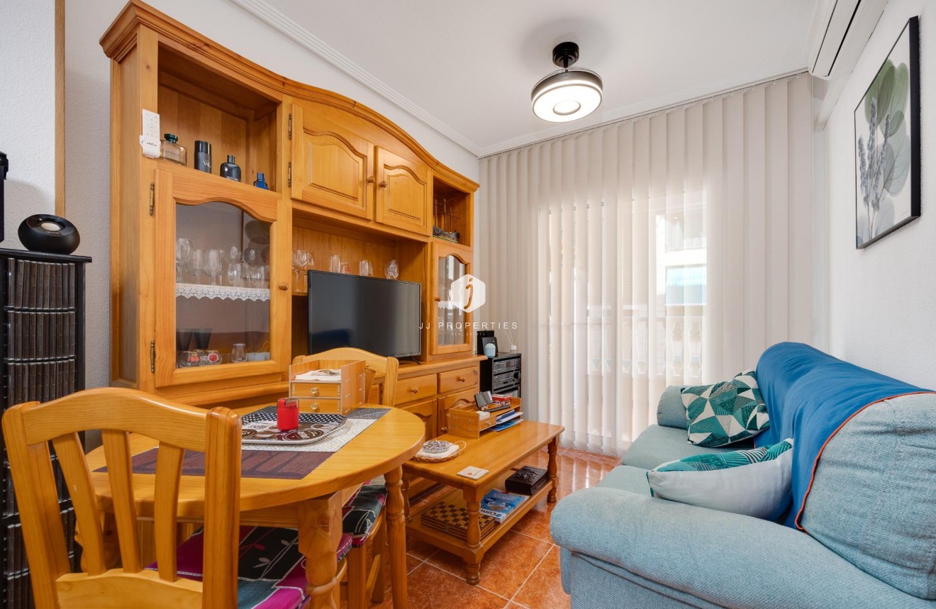 Tweedehands - Appartement / flat -
Guardamar del Segura - Pueblo