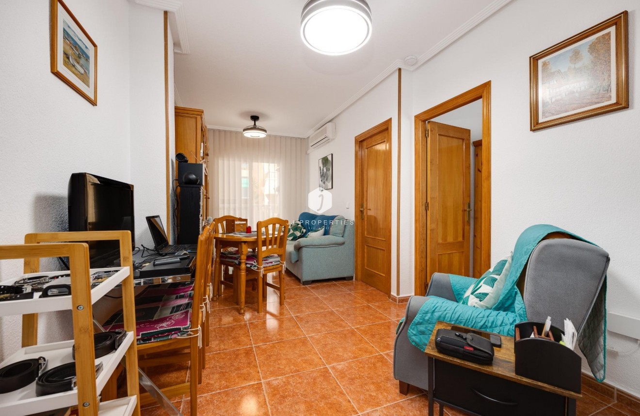 Tweedehands - Appartement / flat -
Guardamar del Segura - Pueblo