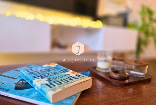 Z drugiej ręki - Mieszkanie w bloku -
Torrevieja - Playa del Cura