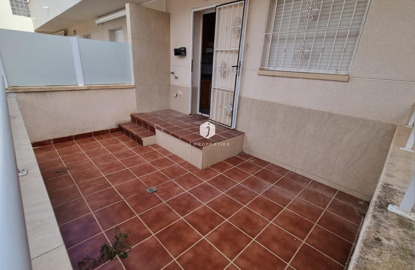 Tweedehands - Chalet -
Orihuela Costa - Villamartín-las Filipinas