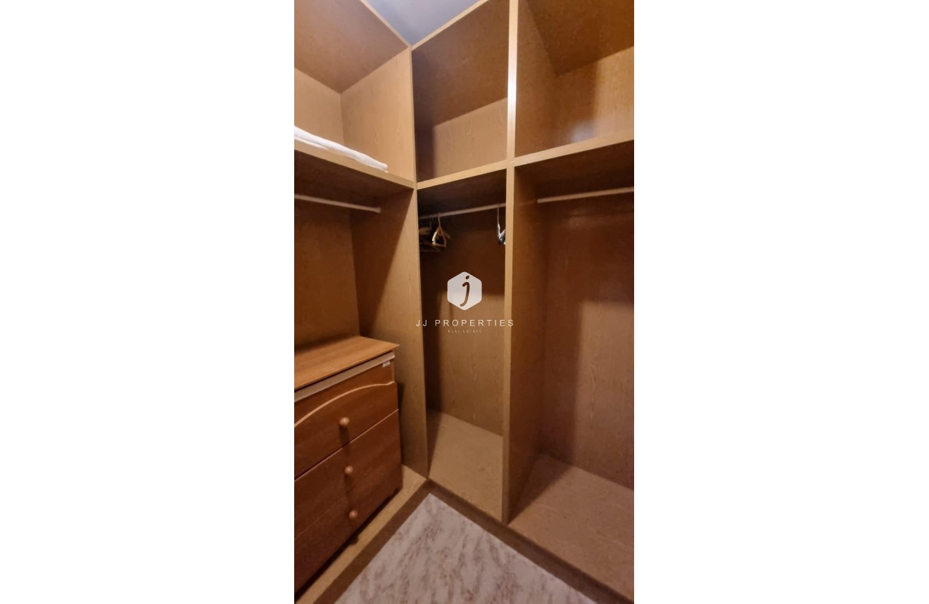 Tweedehands - Chalet -
Orihuela Costa - Villamartín-las Filipinas