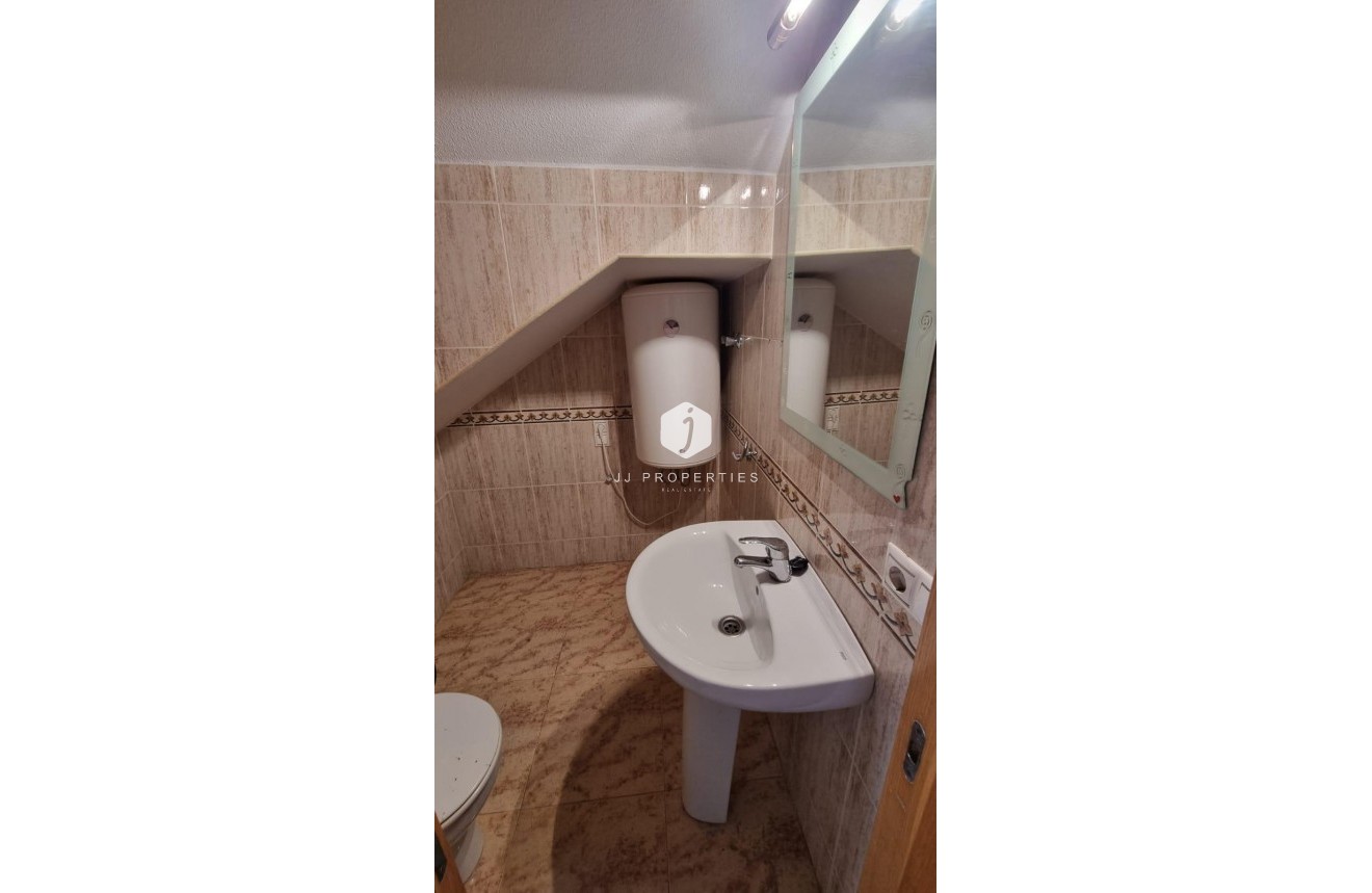 Tweedehands - Chalet -
Orihuela Costa - Villamartín-las Filipinas