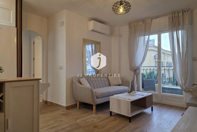 Z drugiej ręki - Daszek -
Torrevieja - Cala Ferris