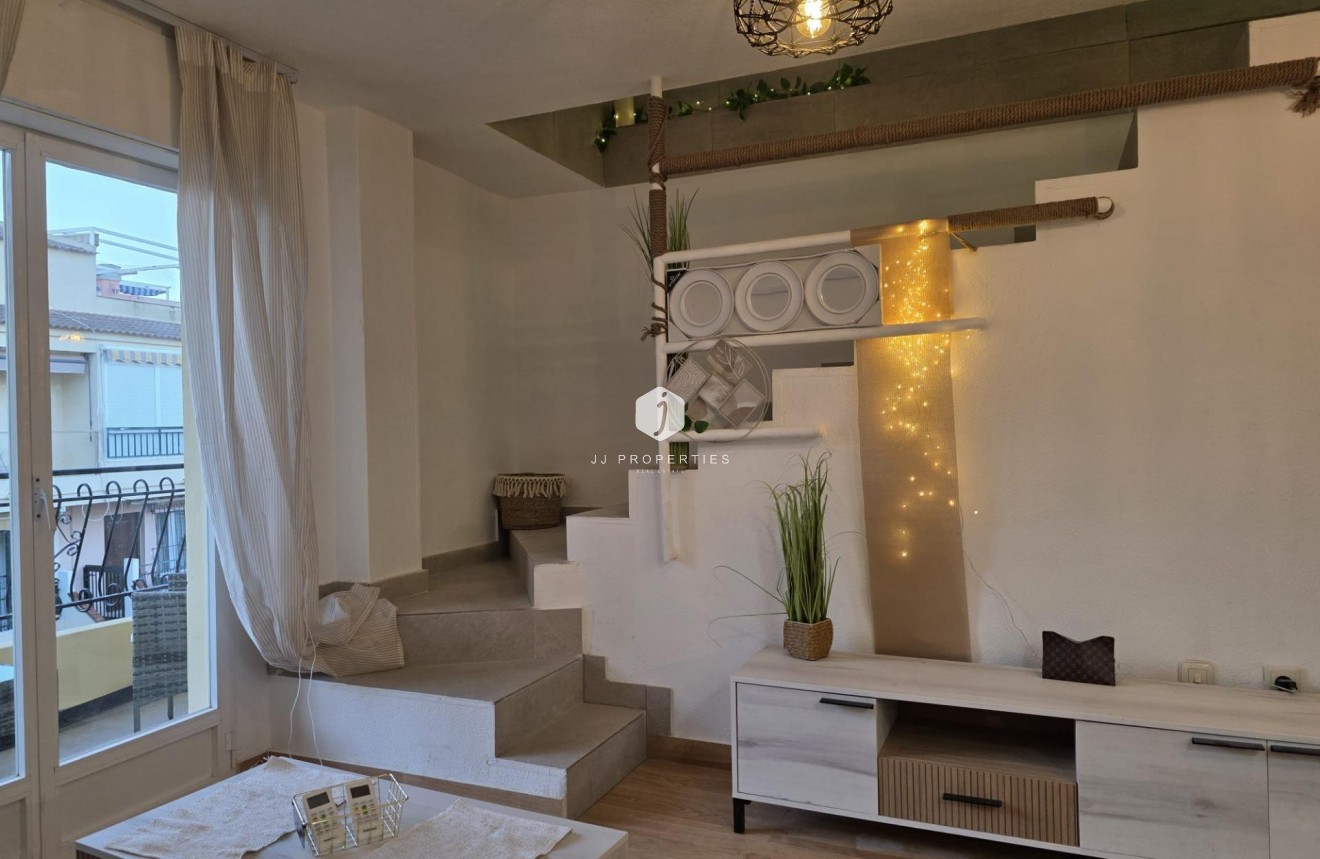 Z drugiej ręki - Daszek -
Torrevieja - Cala Ferris