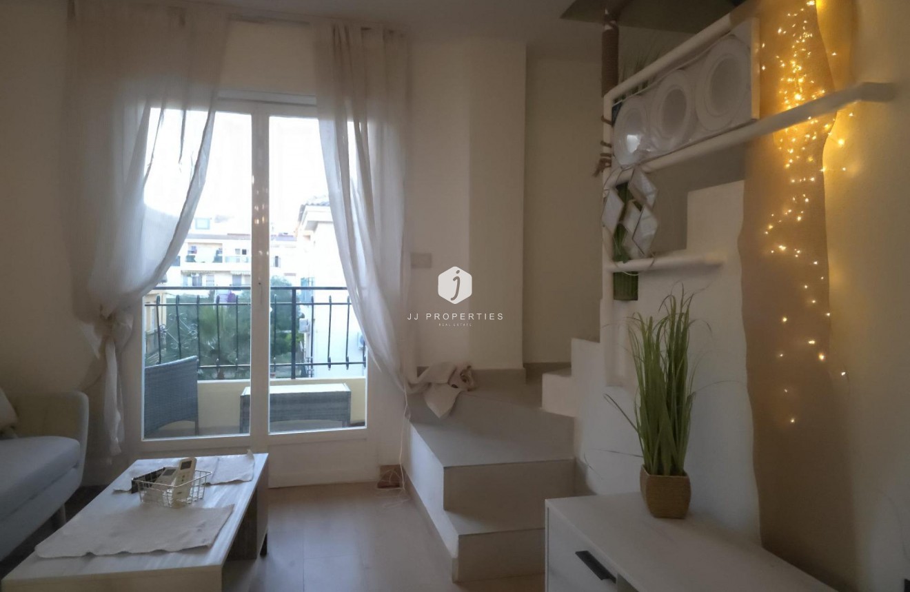 Z drugiej ręki - Daszek -
Torrevieja - Cala Ferris